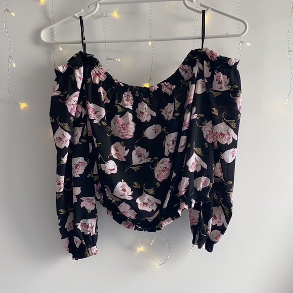 Black floral off-shoulder top - Picture 2 of 3